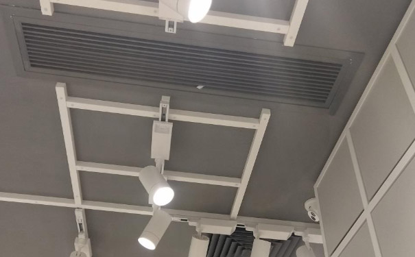 �����ô���b������{